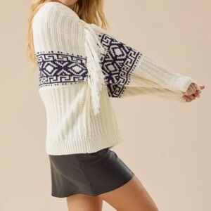 NWT Women's Altrd State white and Navy southwest  Sweater with fringe